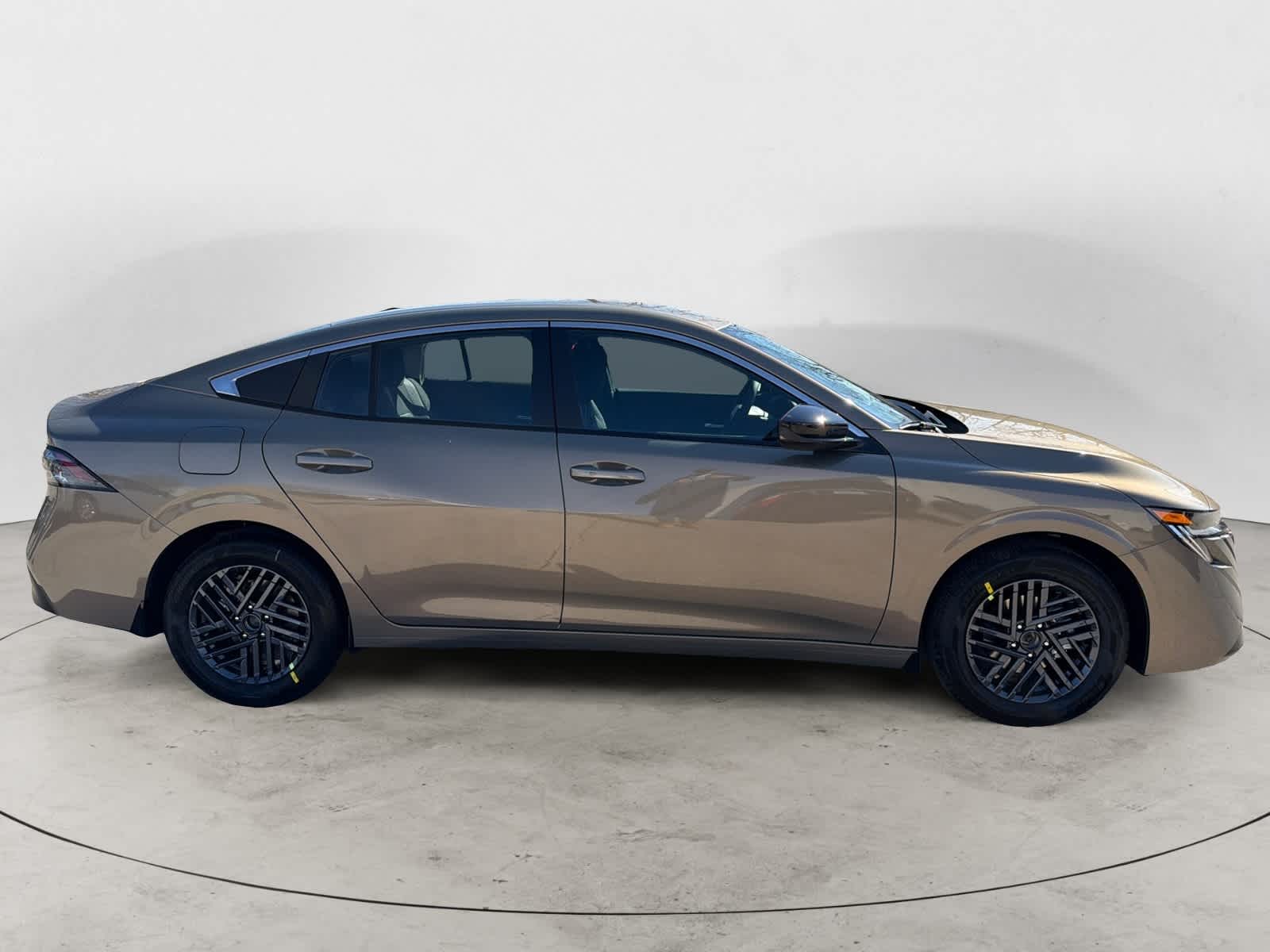 Thumbnail: 2026 Nissan Sentra - 5