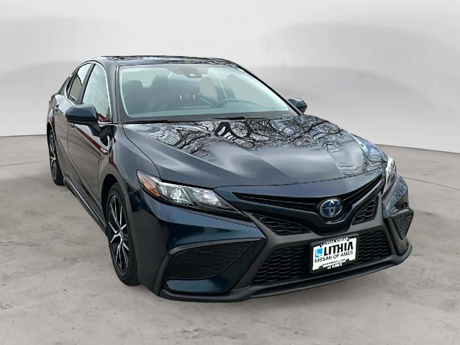 Thumbnail: 2021 Toyota Camry - 2