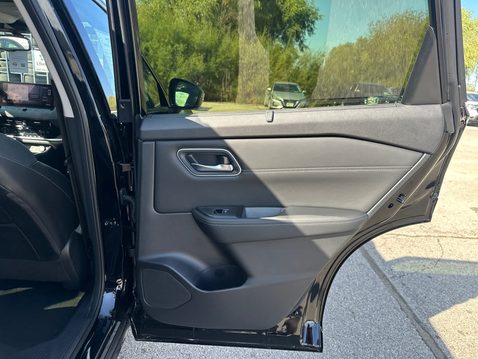 Thumbnail: 2026 Nissan Rogue - 8