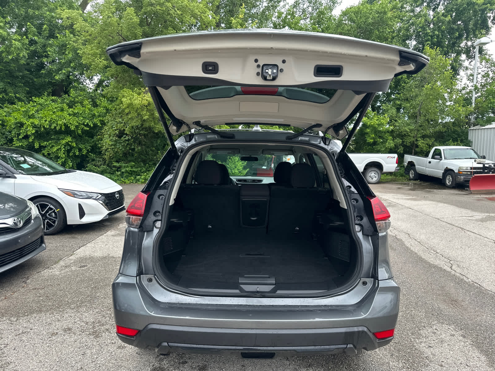 Thumbnail: 2018 Nissan Rogue - 9