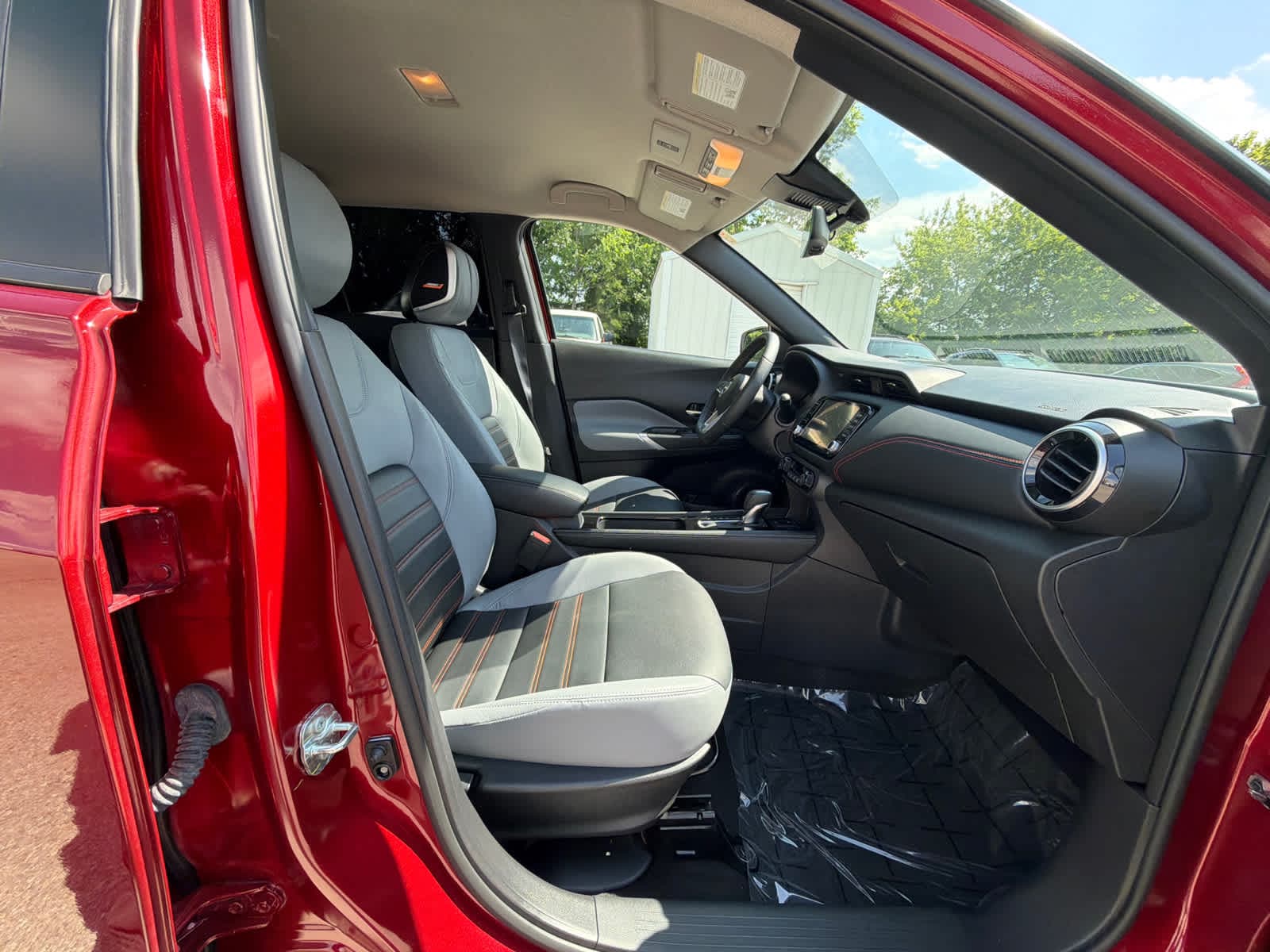 Thumbnail: 2024 Nissan Kicks - 8
