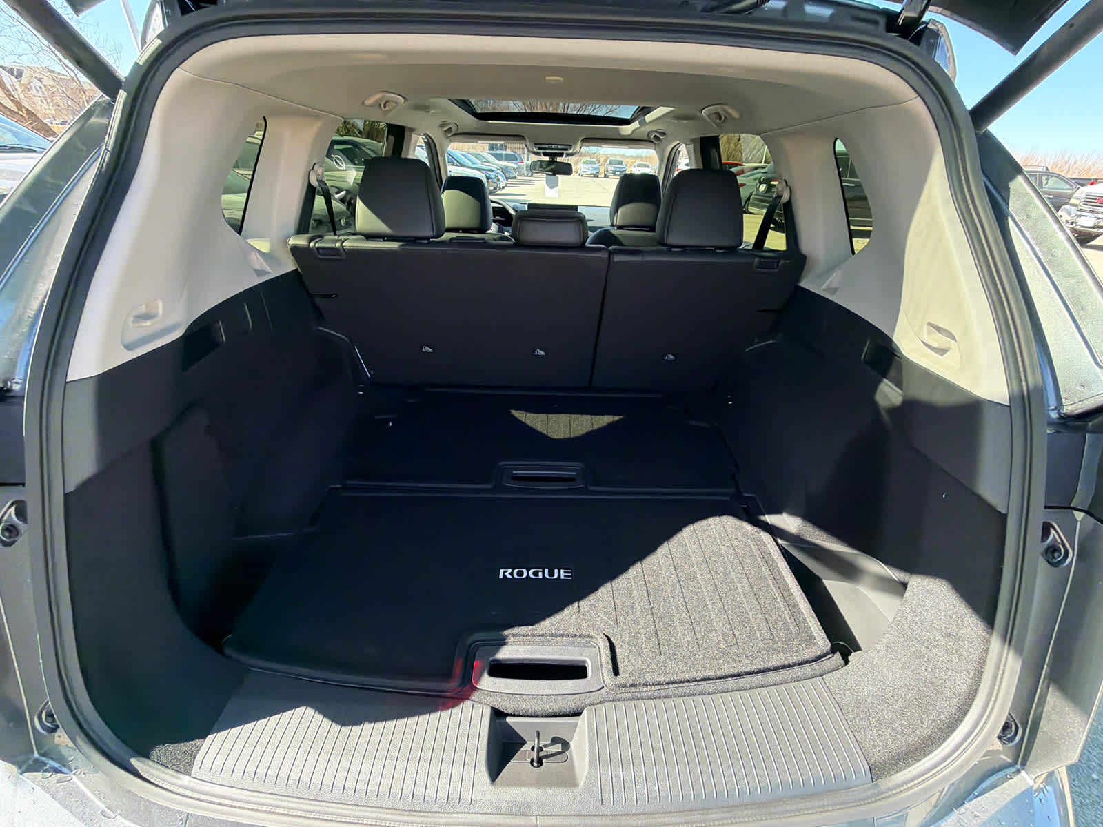 Thumbnail: 2026 Nissan Rogue - 12