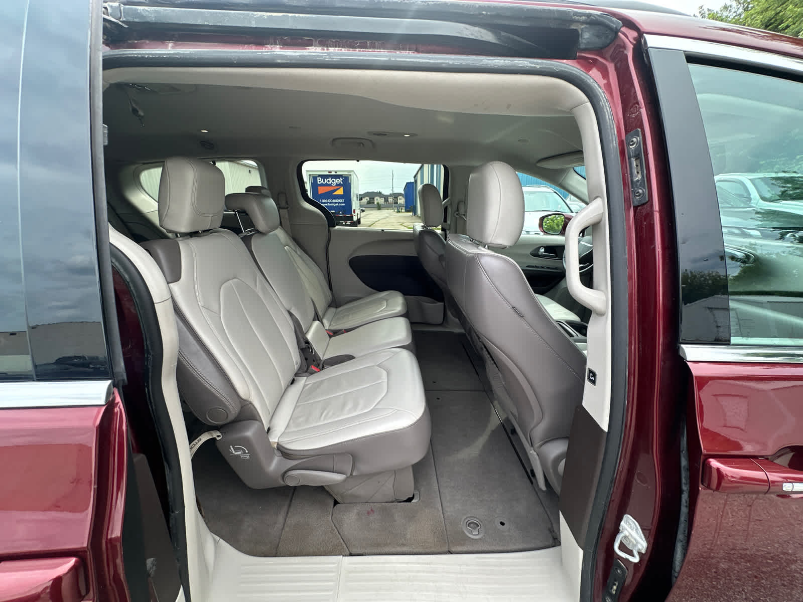 Thumbnail: 2017 Chrysler Pacifica - 7