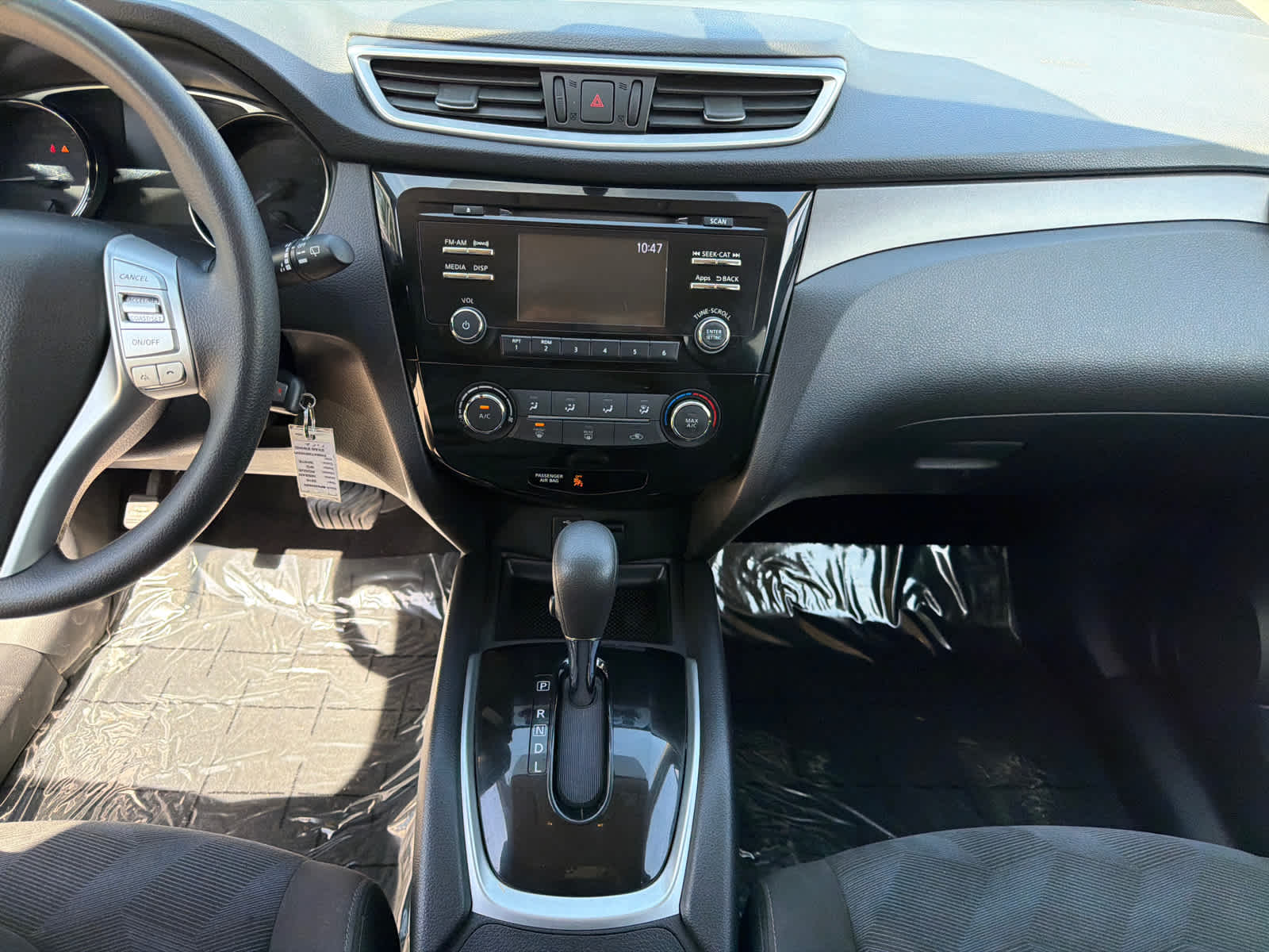 Thumbnail: 2016 Nissan Rogue - 25
