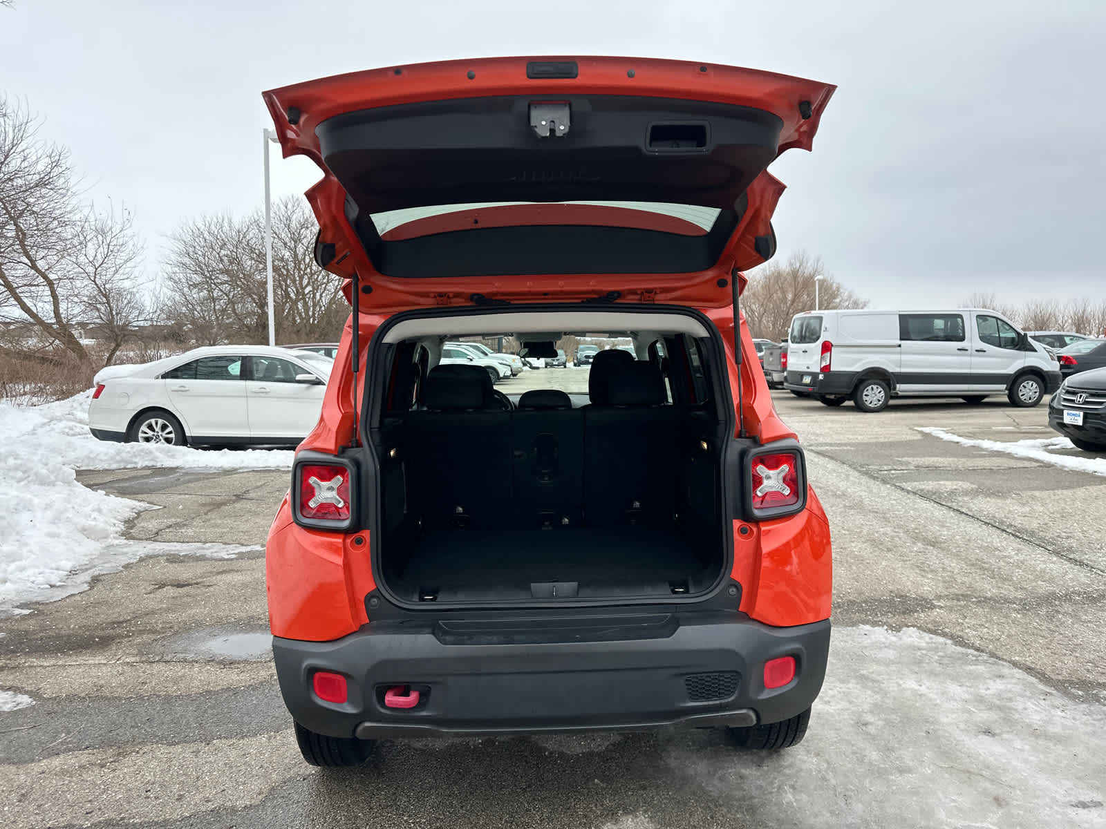 Thumbnail: 2015 Jeep Renegade - 10