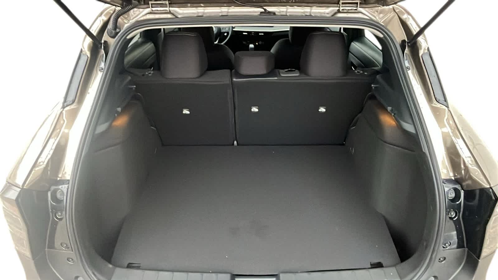 Thumbnail: 2026 Nissan Kicks - 6