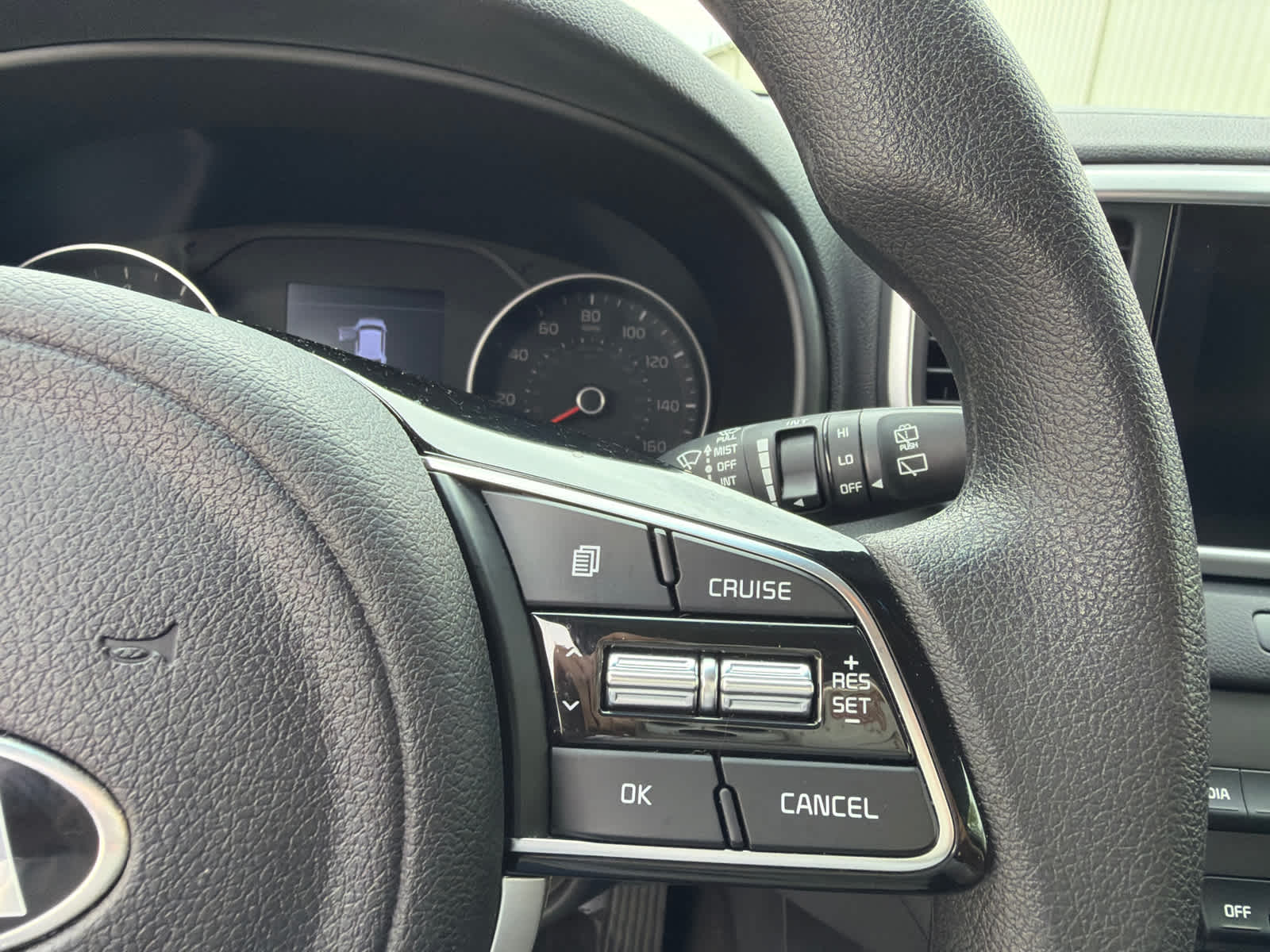 Thumbnail: 2022 Kia Sportage - 21