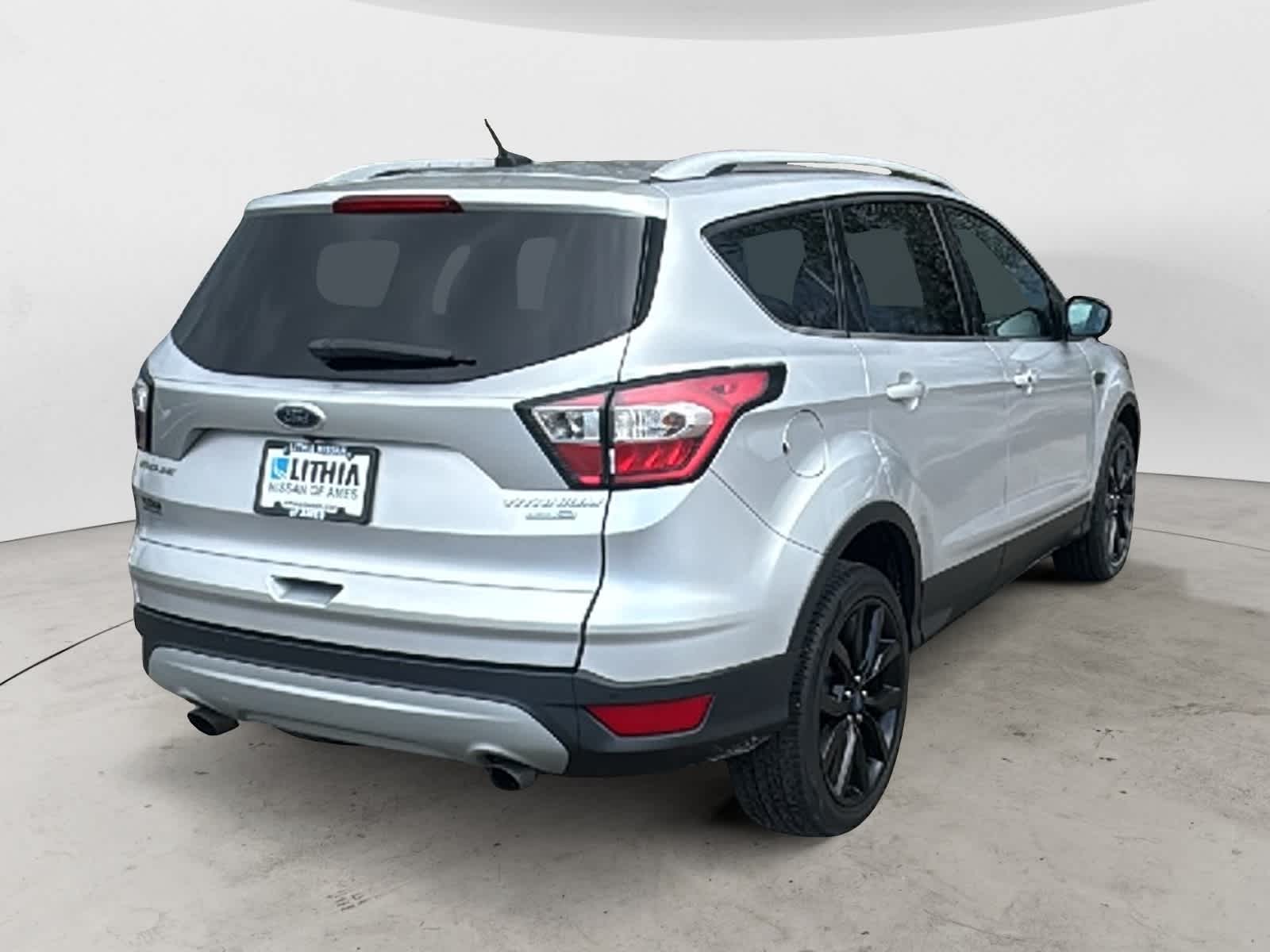 Thumbnail: 2017 Ford Escape - 6