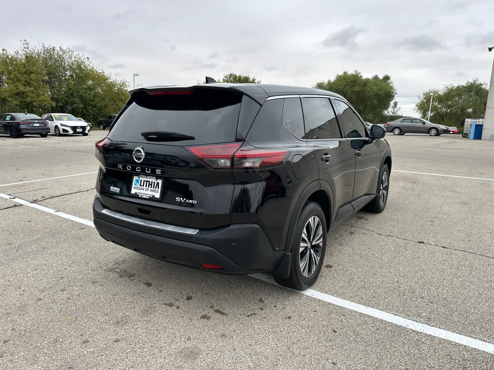 Thumbnail: 2021 Nissan Rogue - 3