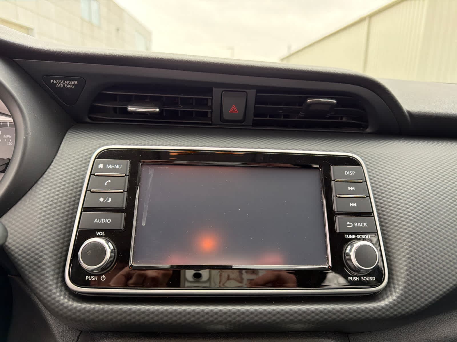 Thumbnail: 2023 Nissan Kicks - 23