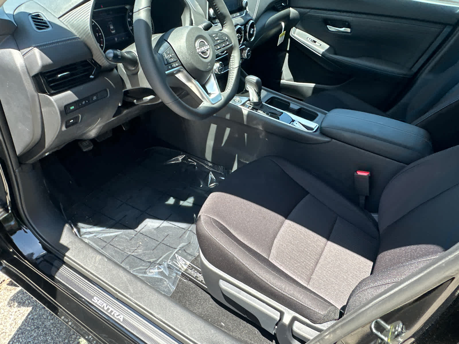 Thumbnail: 2025 Nissan Sentra - 16