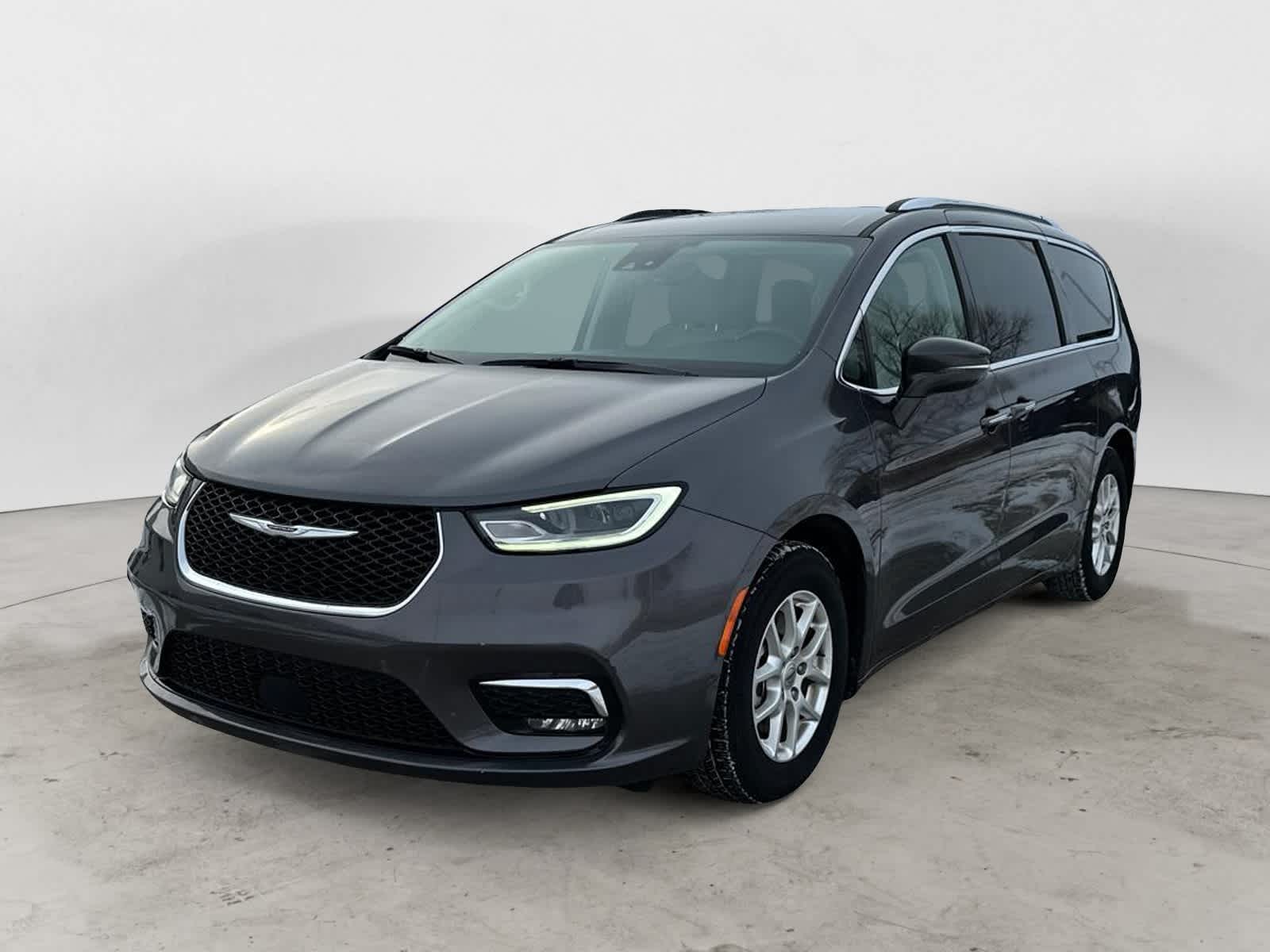 2021 Chrysler Pacifica Touring L -
                  Ames, IA
