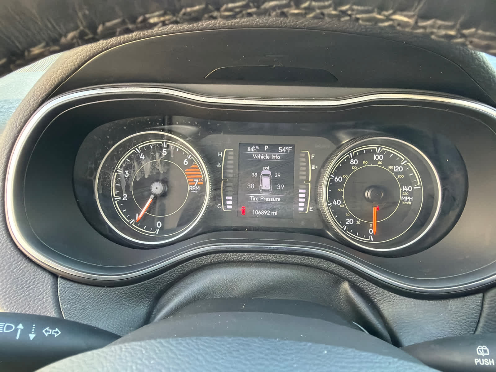 Thumbnail: 2019 Jeep Cherokee - 23