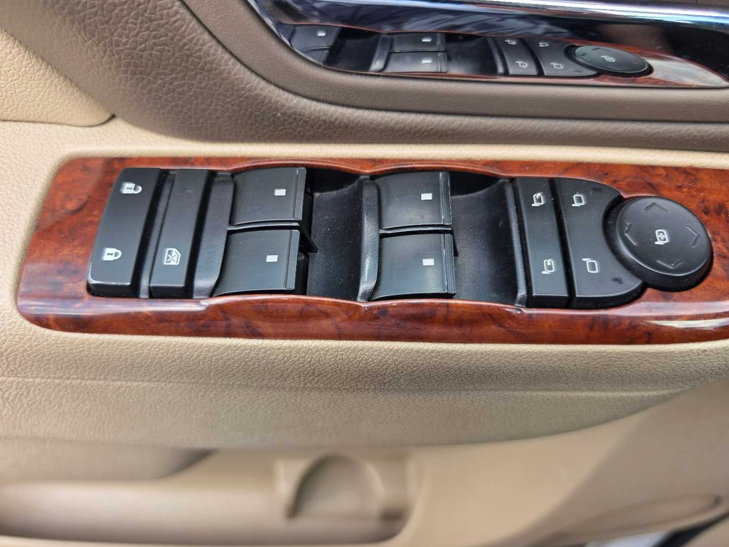 Thumbnail: 2014 GMC Yukon XL - 16