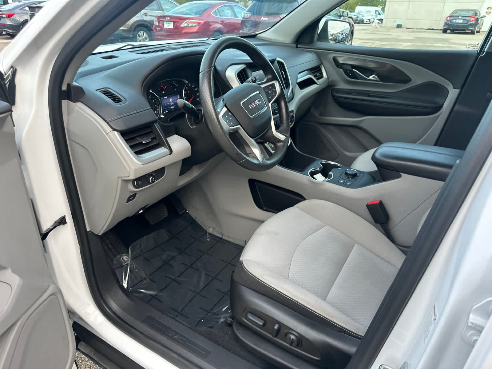 Thumbnail: 2023 GMC Terrain - 17