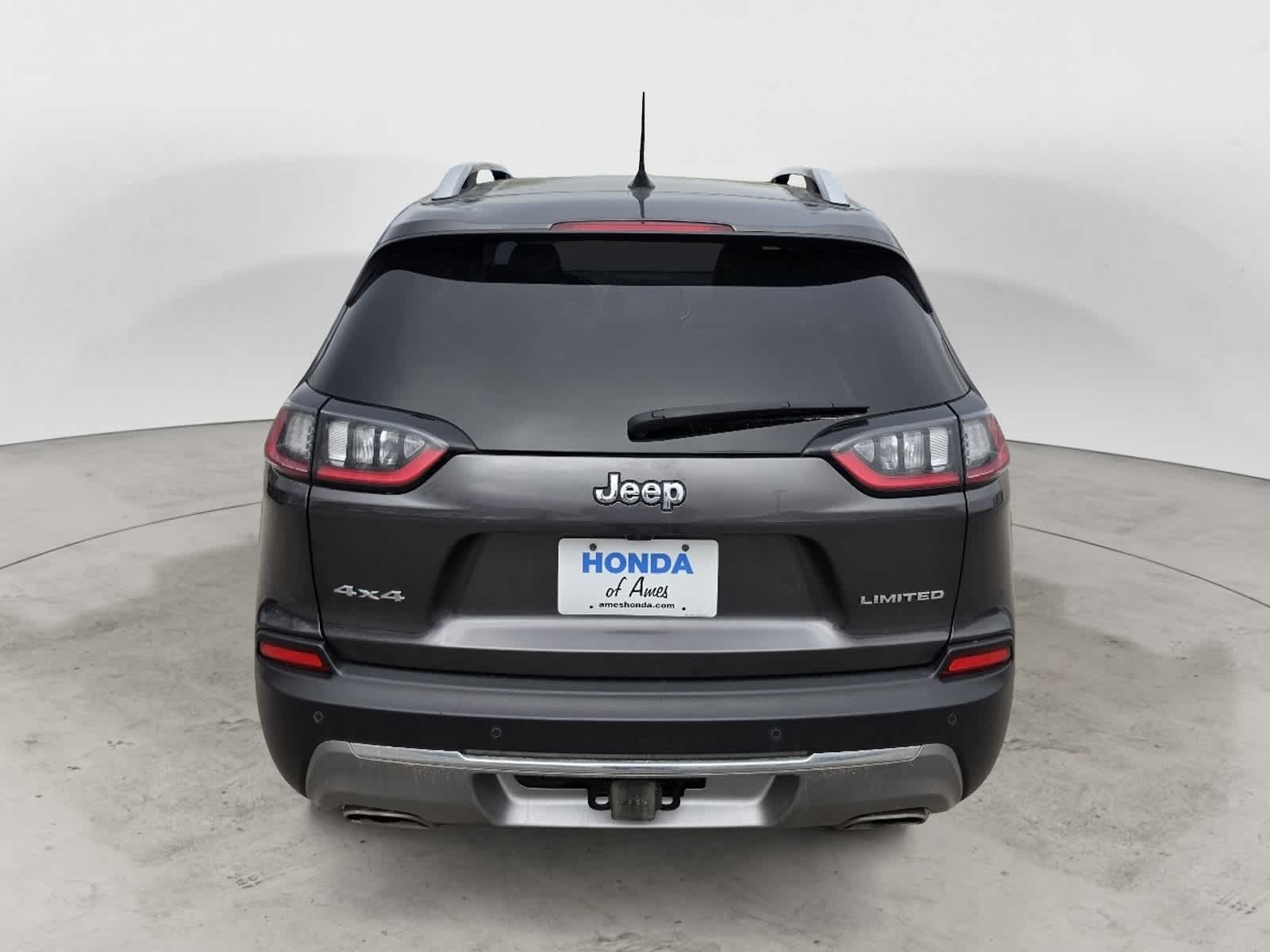 Thumbnail: 2021 Jeep Cherokee - 3