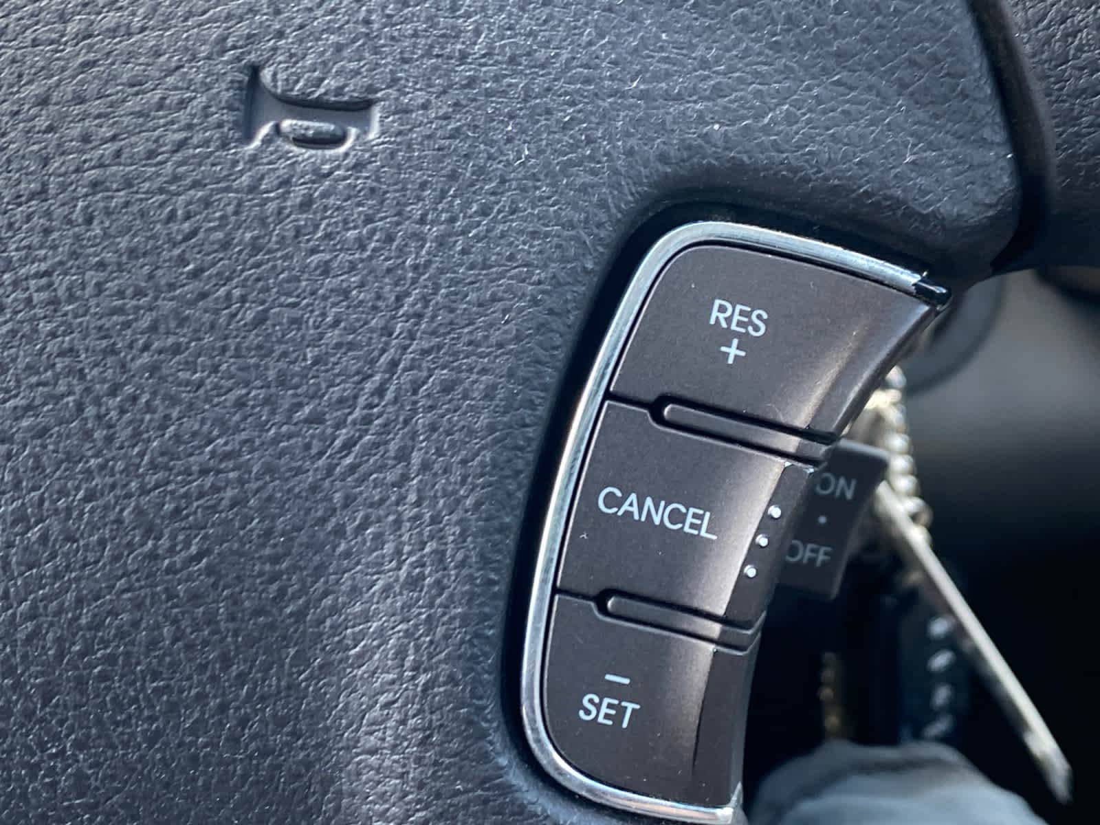 Thumbnail: 2010 Hyundai Sonata - 17