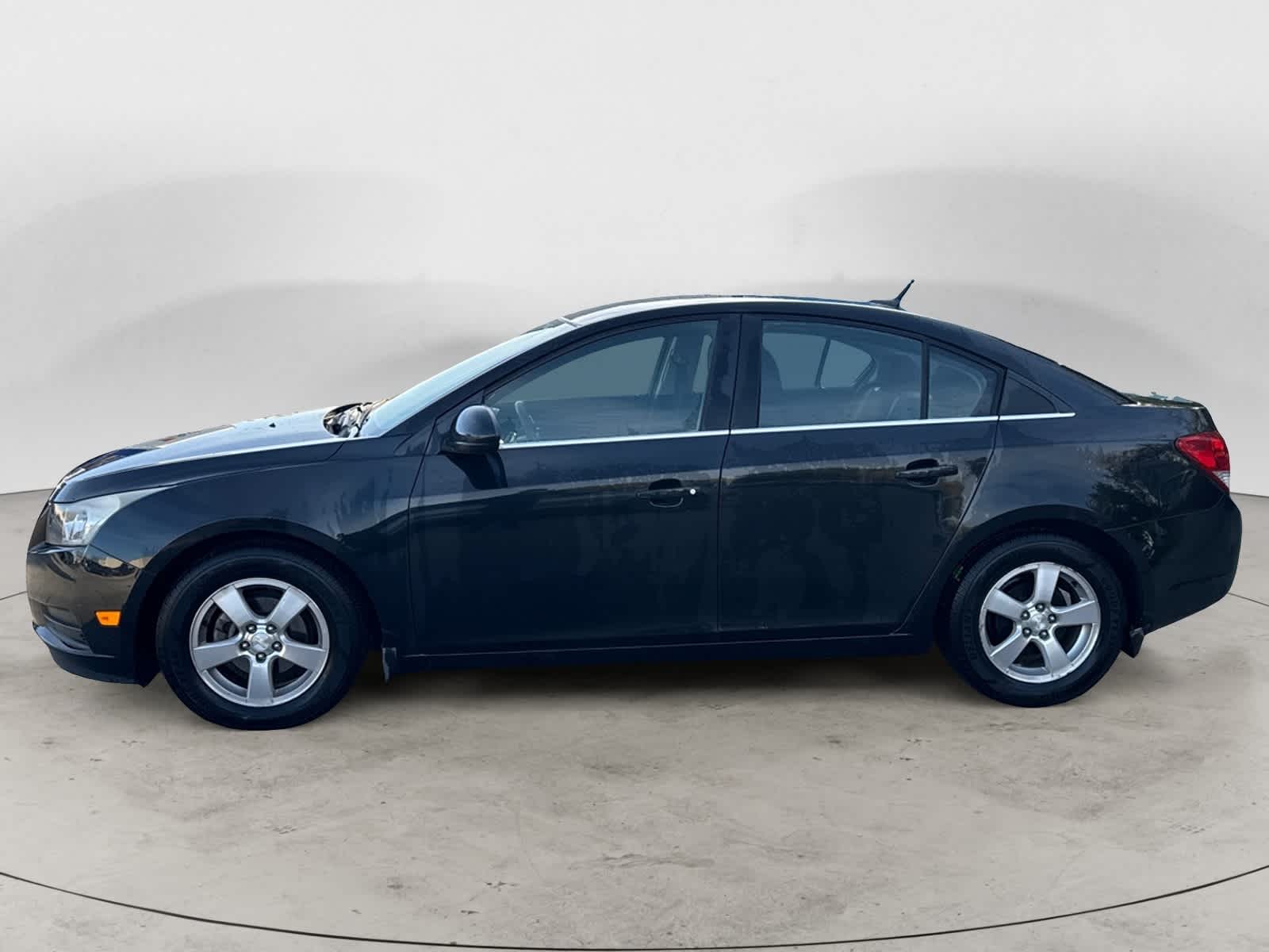 Thumbnail: 2013 Chevrolet Cruze - 2