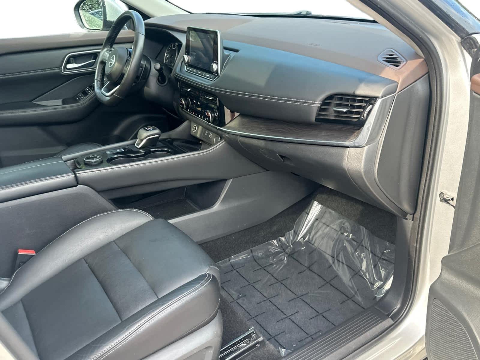 Thumbnail: 2021 Nissan Rogue - 6