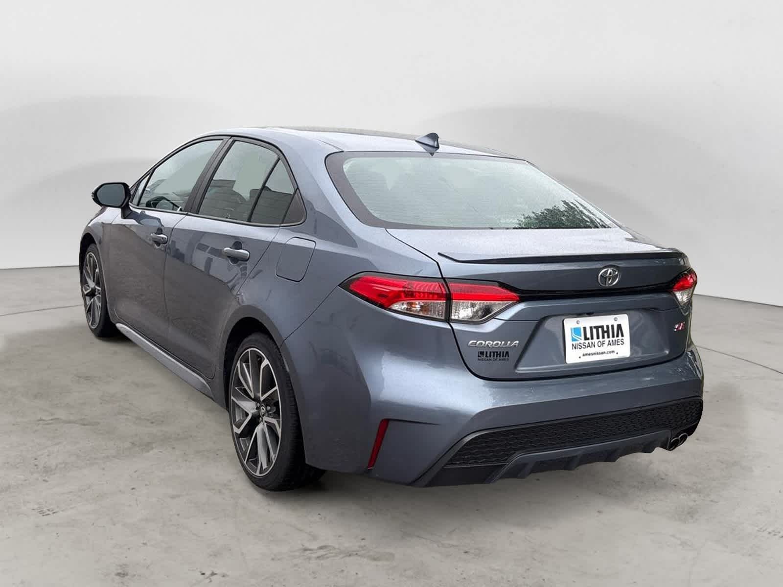 Thumbnail: 2022 Toyota Corolla - 4