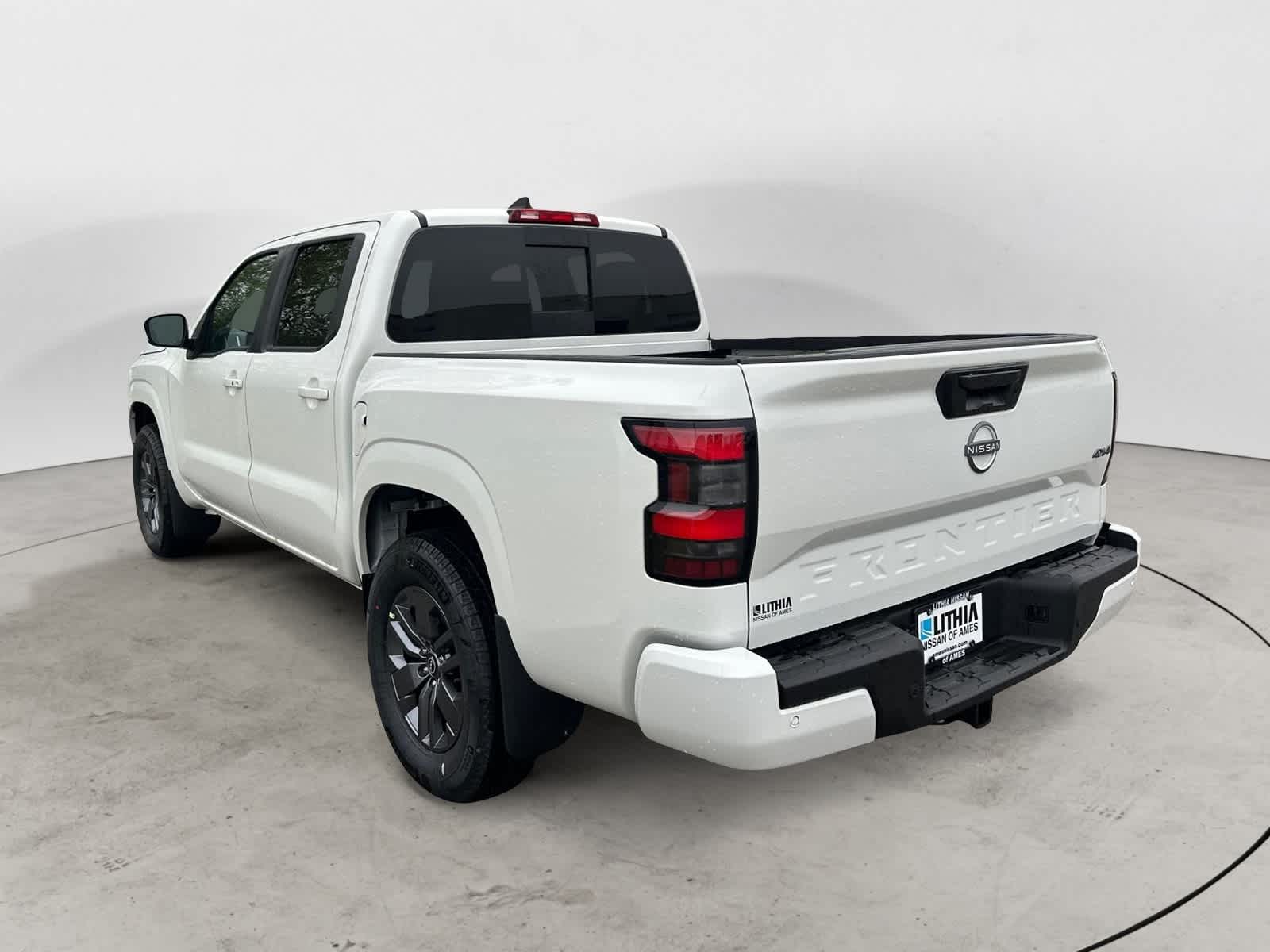 2025 Nissan Frontier SV 2