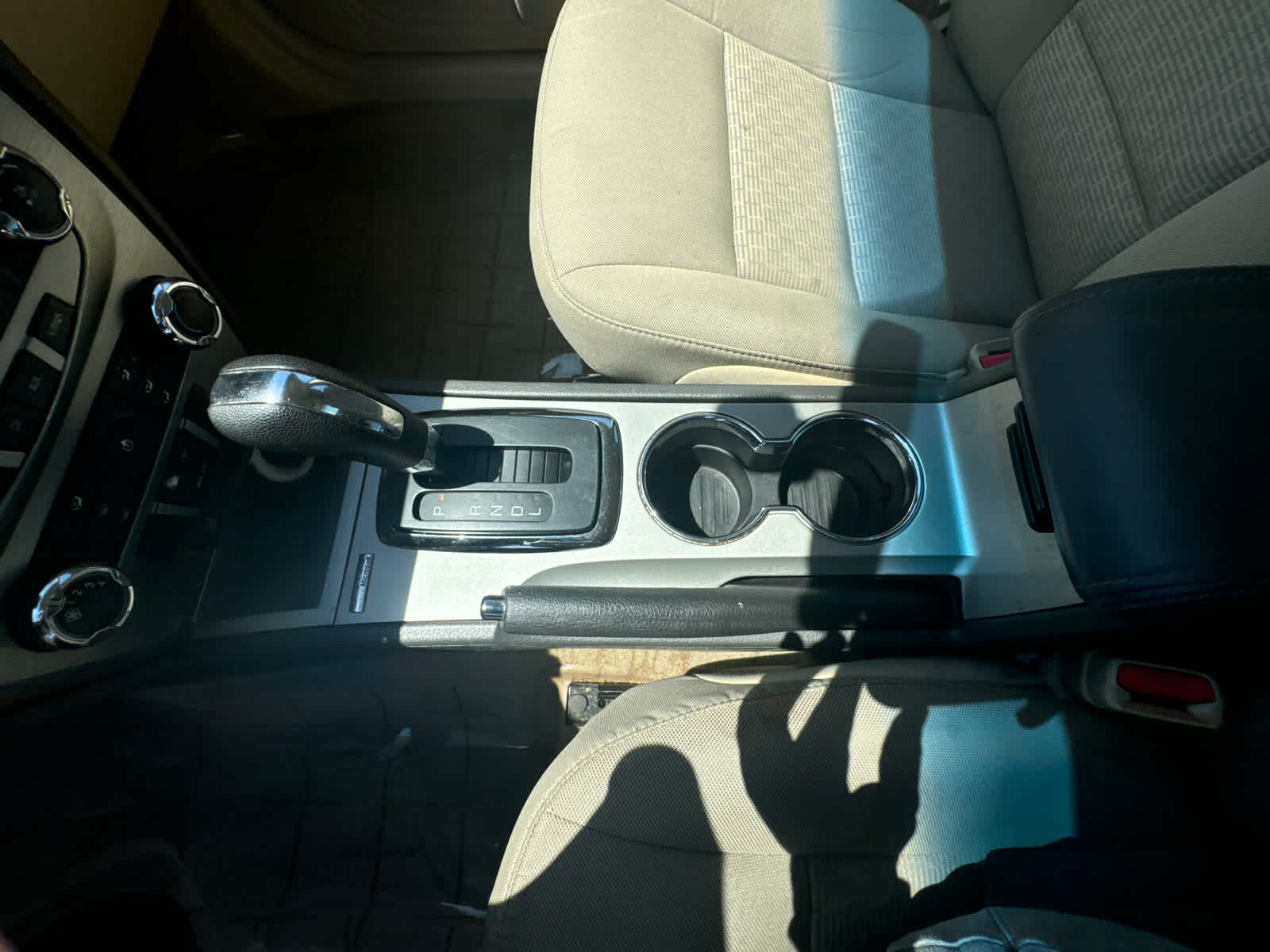 Thumbnail: 2011 Ford Fusion - 16