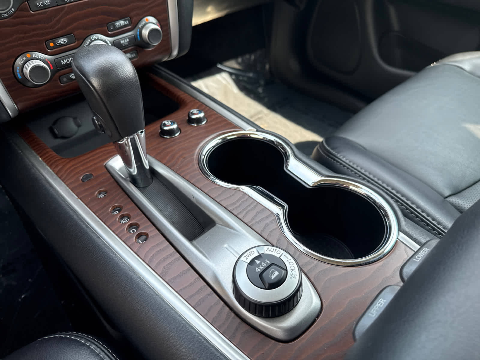 Thumbnail: 2020 Nissan Pathfinder - 23