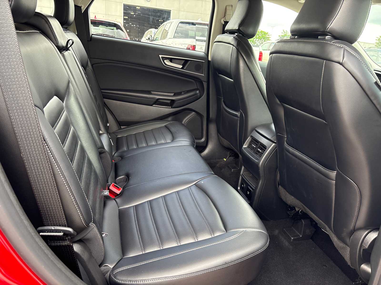Thumbnail: 2023 Ford Edge - 25