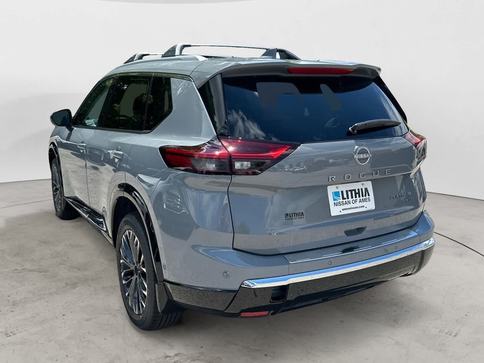 Thumbnail: 2025 Nissan Rogue - 2