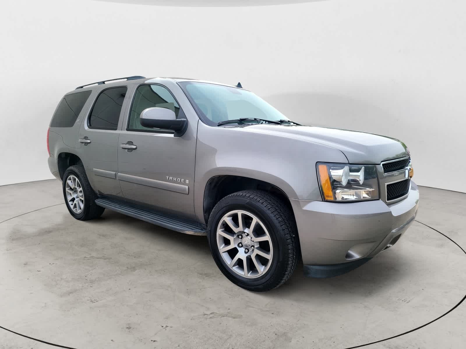 Thumbnail: 2007 Chevrolet Tahoe - 3