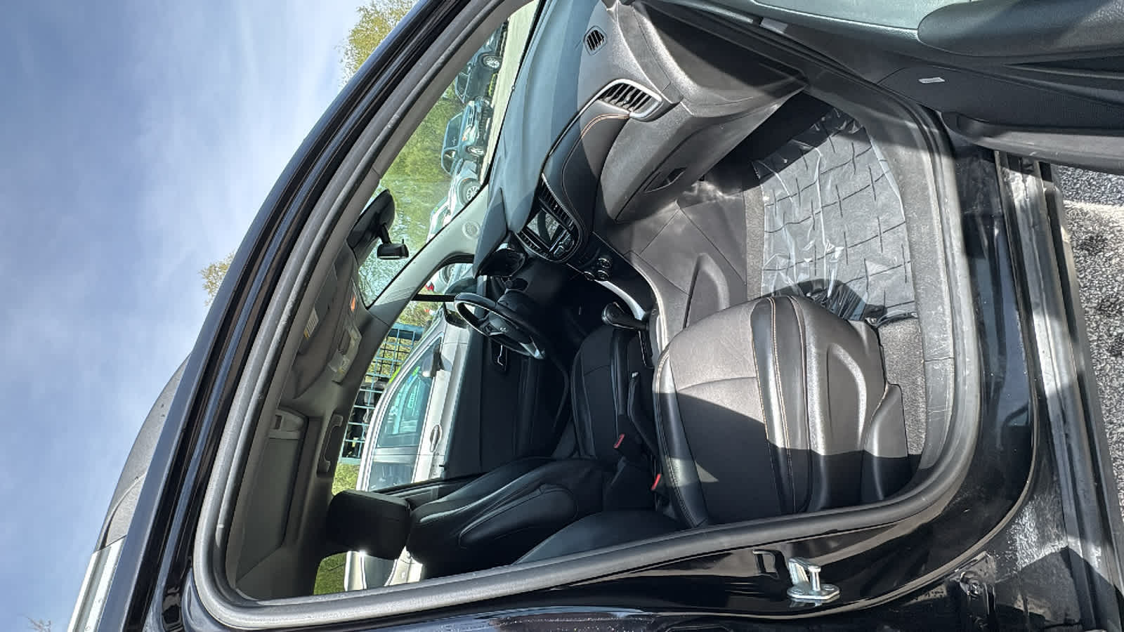 Thumbnail: 2019 Chevrolet Trax - 20