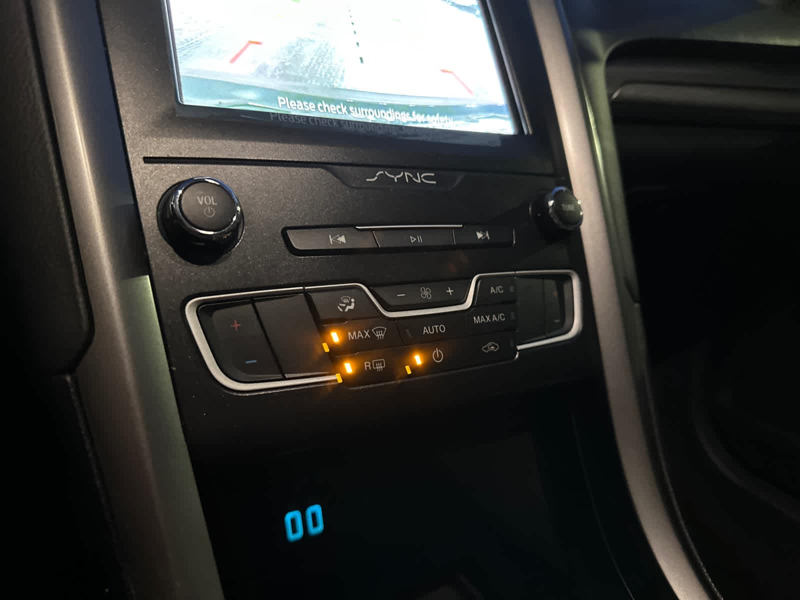 Thumbnail: 2020 Ford Fusion - 23