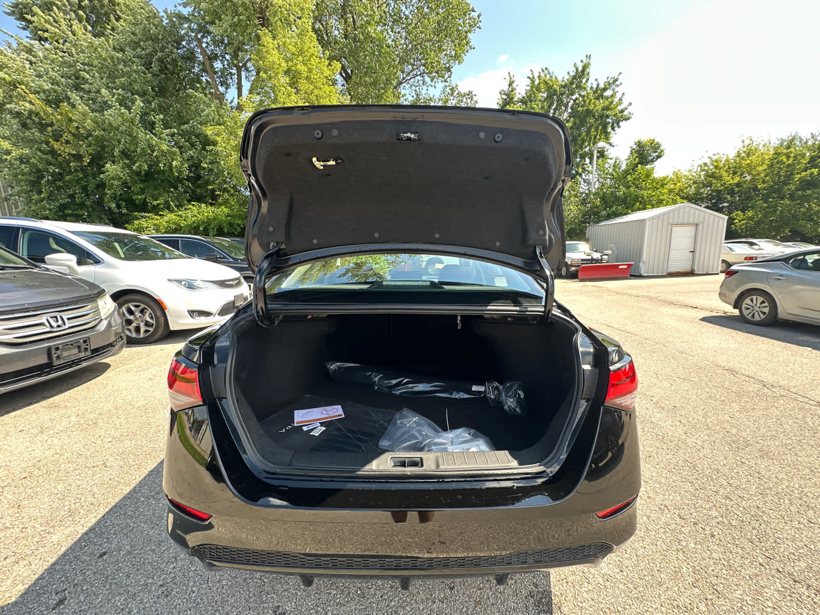 Thumbnail: 2025 Nissan Sentra - 10