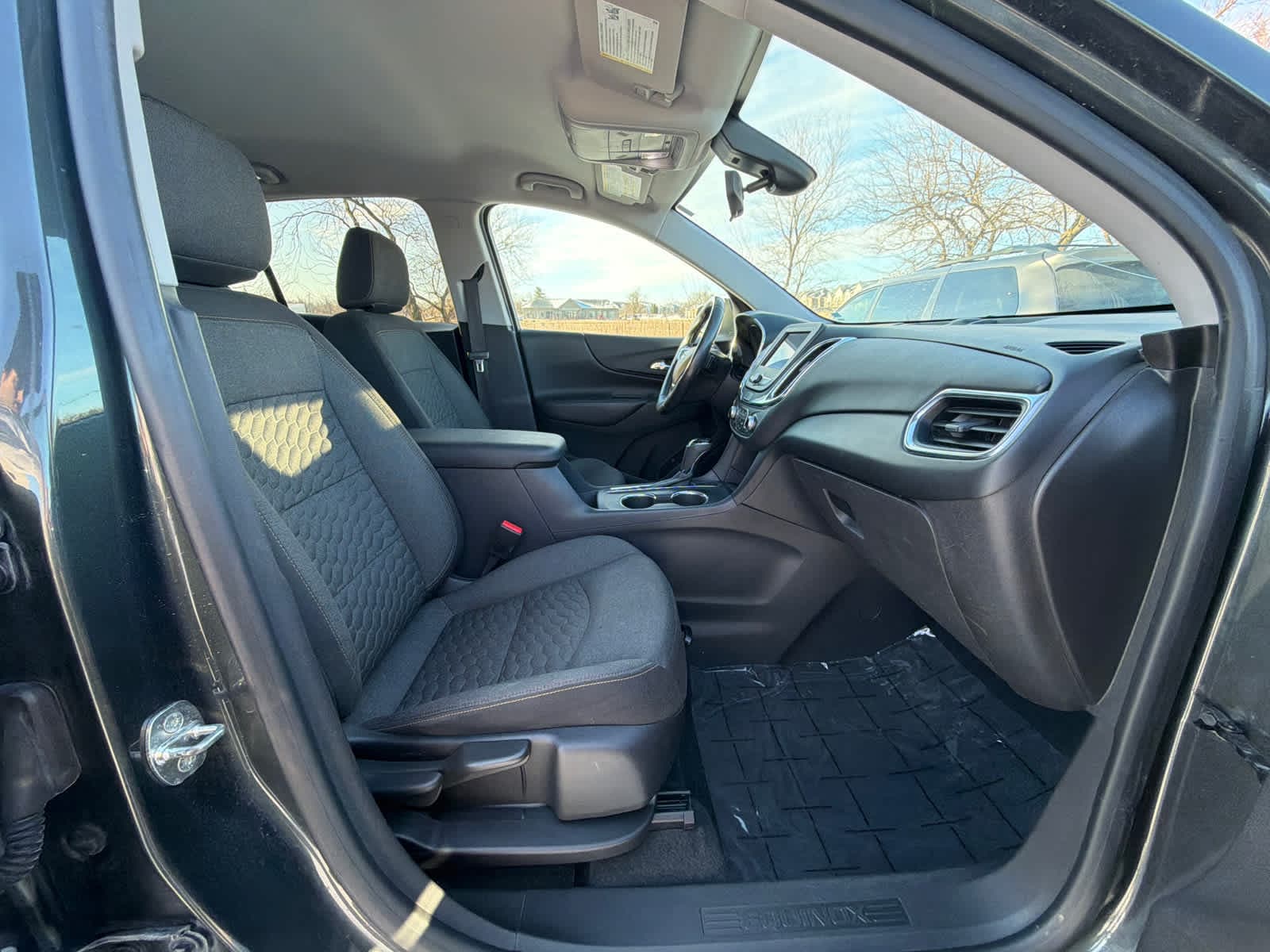 Thumbnail: 2020 Chevrolet Equinox - 8