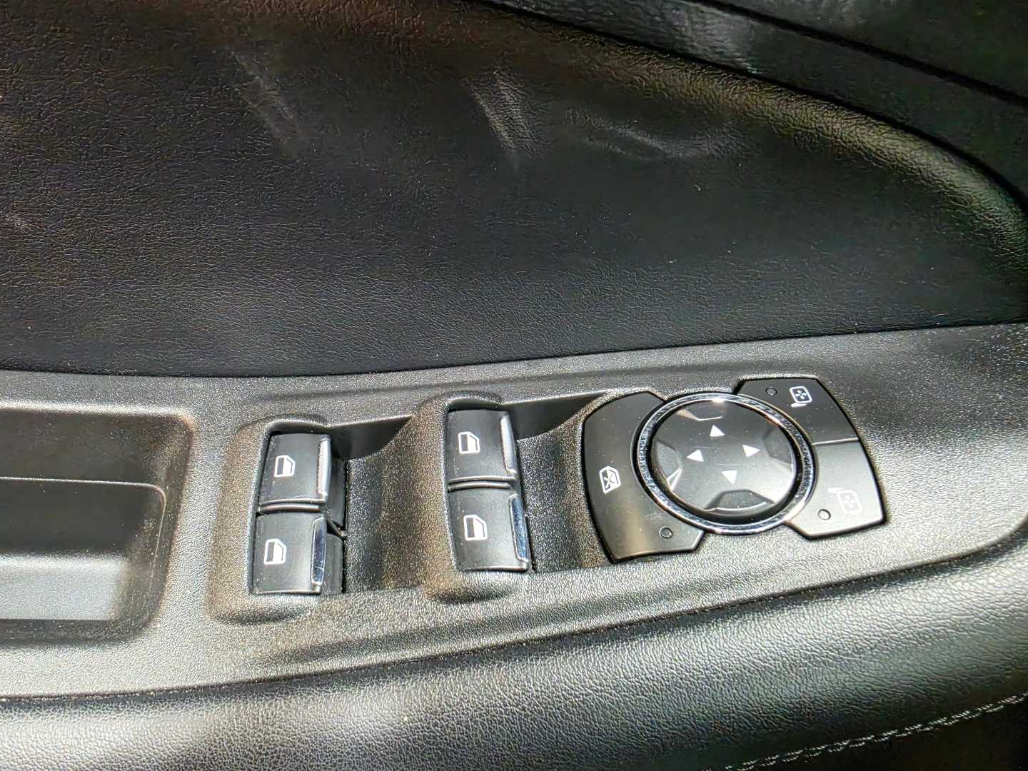 Thumbnail: 2022 Ford Edge - 18