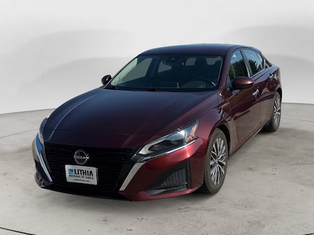2023 Nissan Altima 2.5 SV Sedan