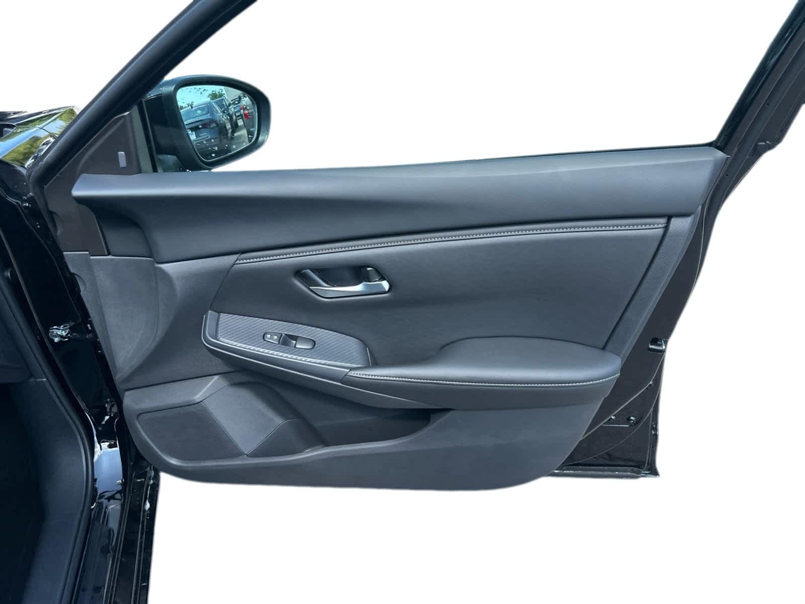 Thumbnail: 2025 Nissan Sentra - 5