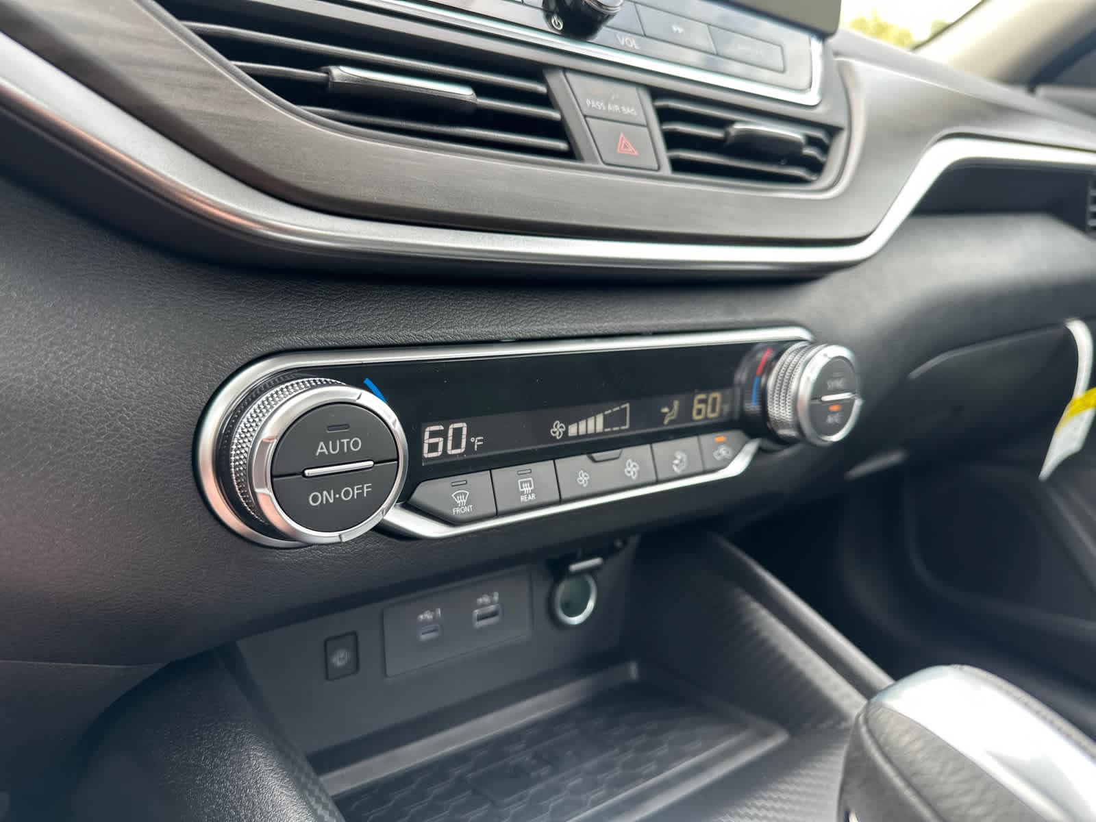 Thumbnail: 2025 Nissan Altima - 26