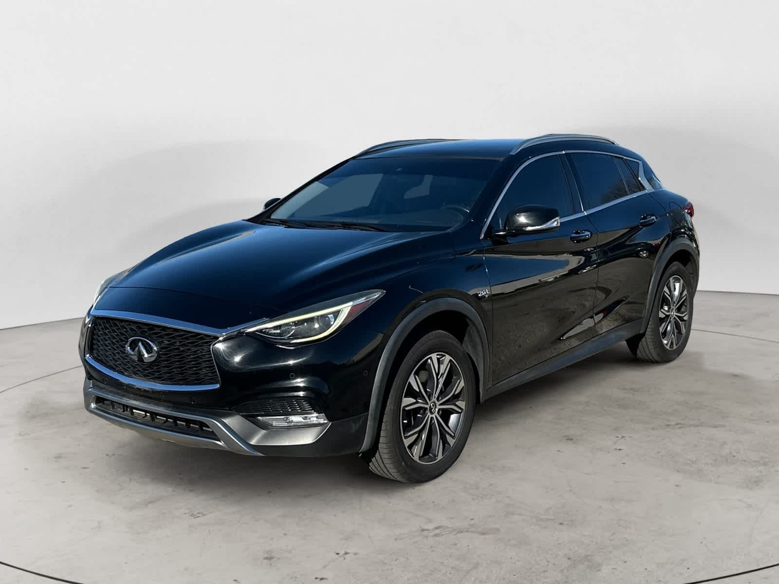 2018 INFINITI QX30 Premium