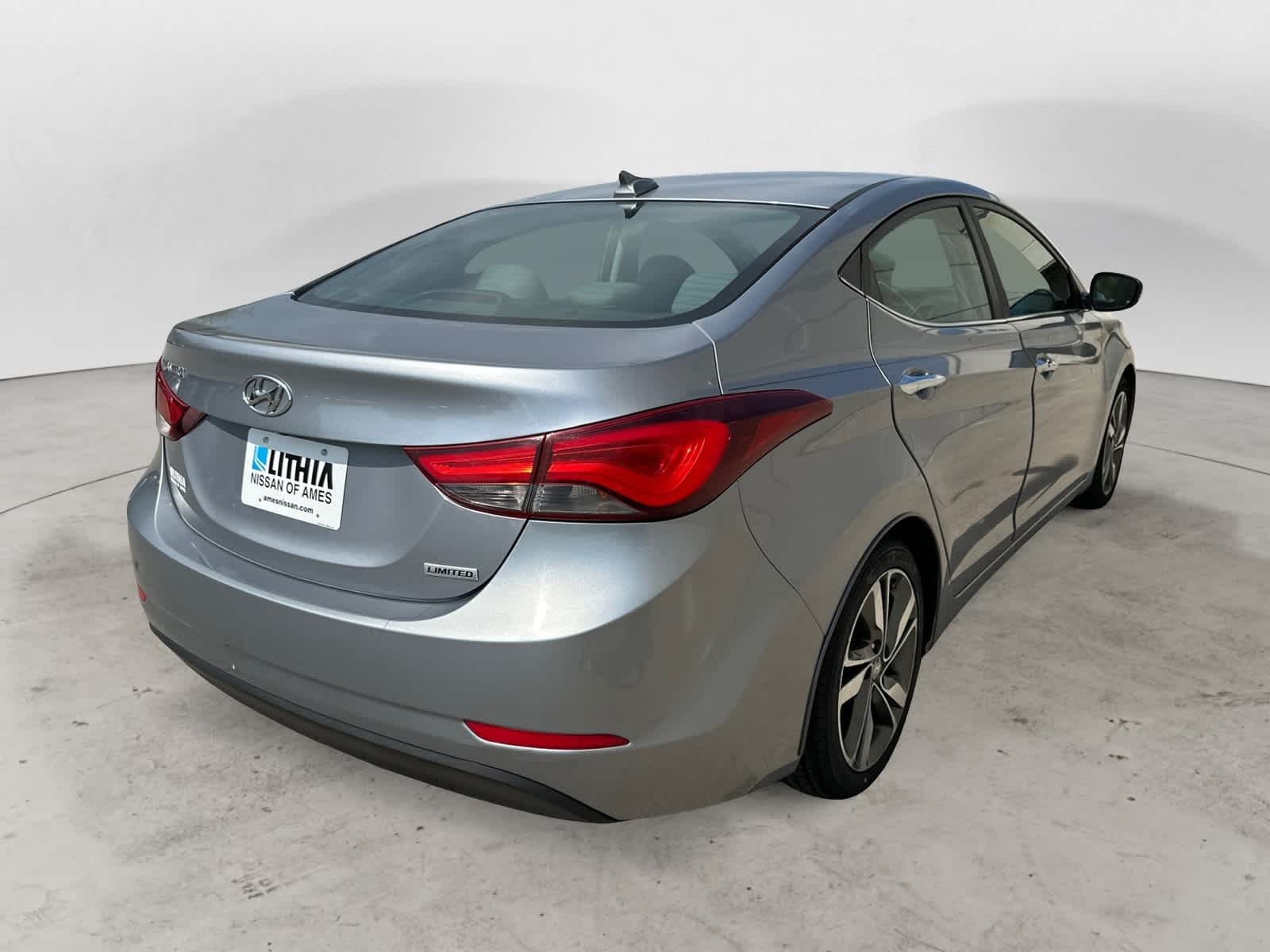 Thumbnail: 2016 Hyundai Elantra - 3
