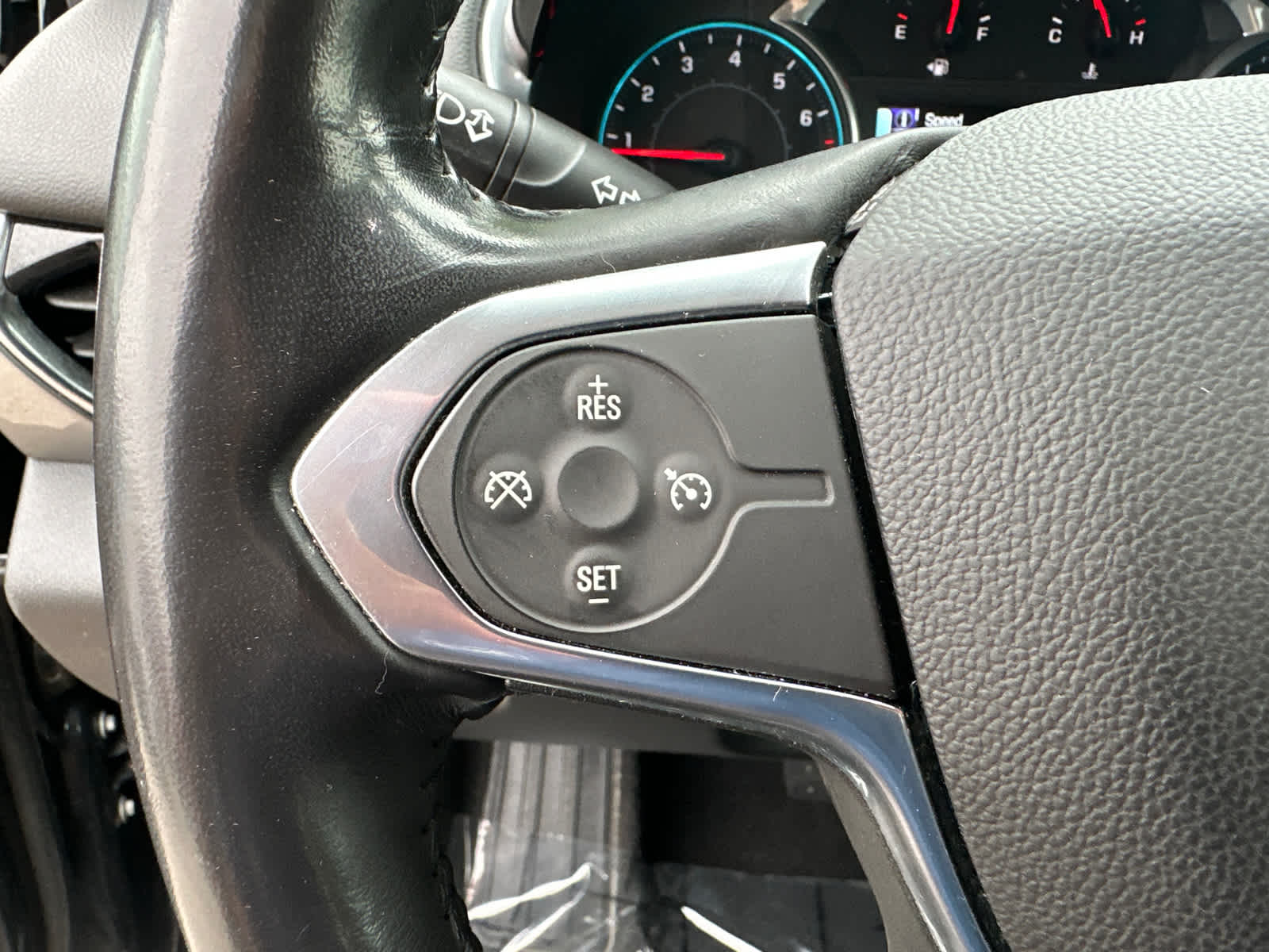 Thumbnail: 2018 Chevrolet Traverse - 16
