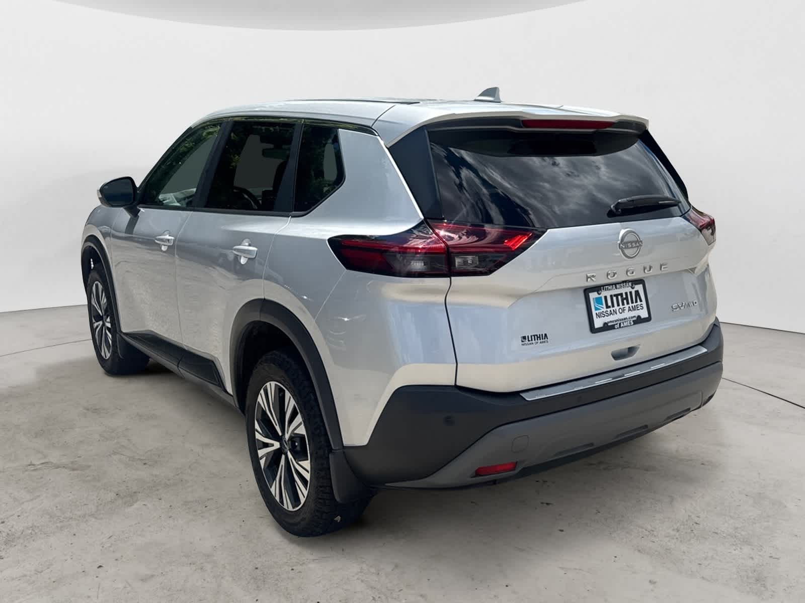 Thumbnail: 2023 Nissan Rogue - 3