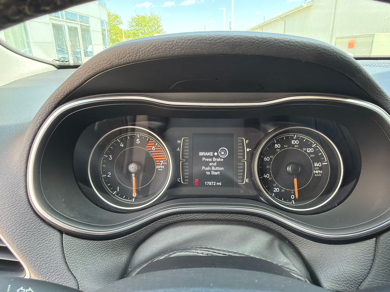 Thumbnail: 2020 Jeep Cherokee - 21
