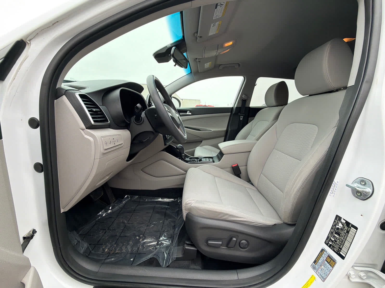 Thumbnail: 2019 Hyundai Tucson - 16