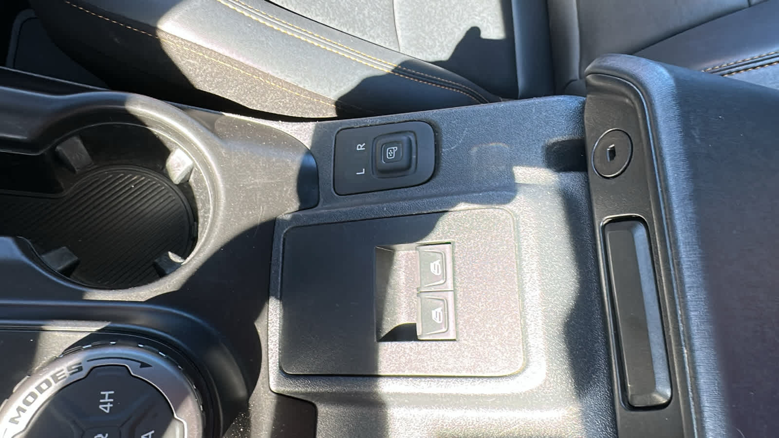 Thumbnail: 2022 Ford Bronco - 26