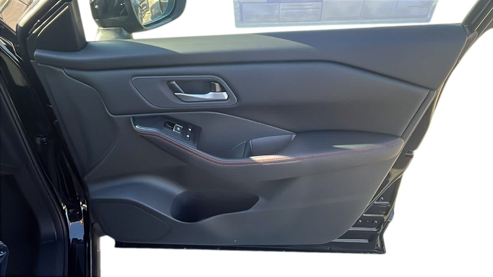 Thumbnail: 2026 Nissan Rogue - 6