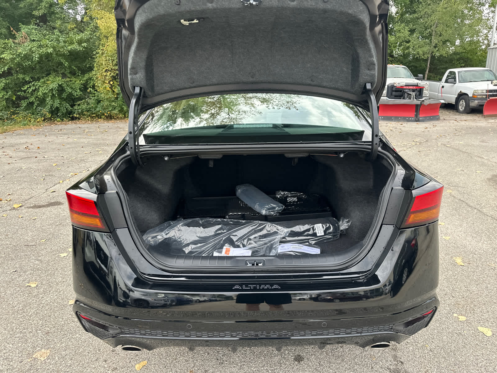 Thumbnail: 2025 Nissan Altima - 9