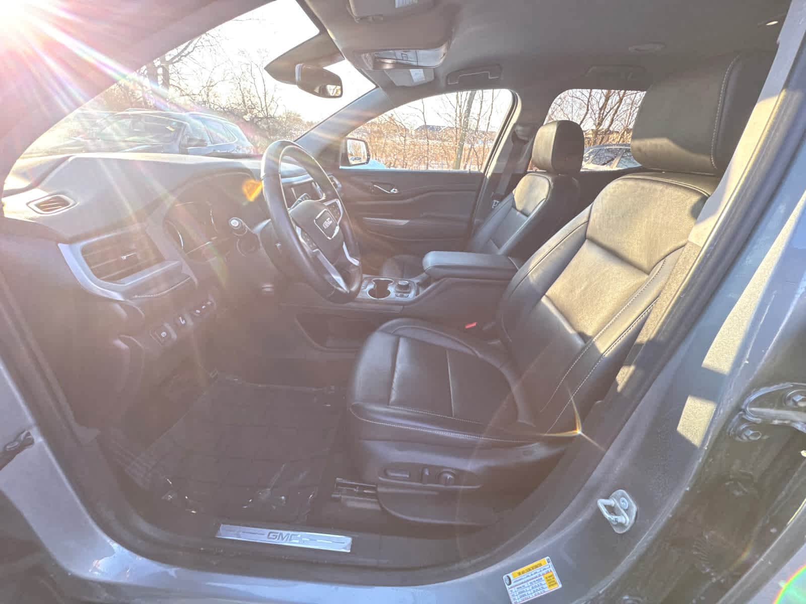 Thumbnail: 2023 GMC Acadia - 12