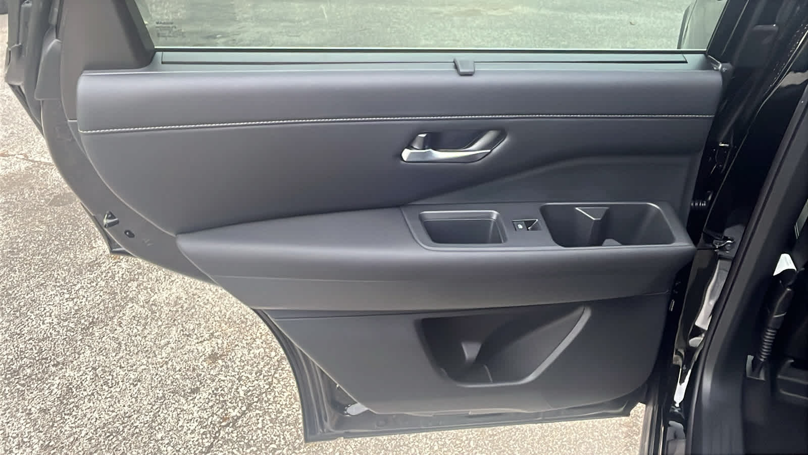 Thumbnail: 2025 Nissan Pathfinder - 12