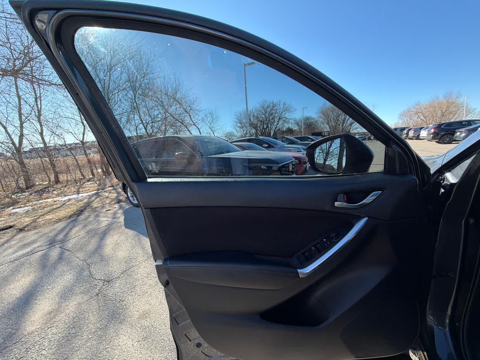 Thumbnail: 2015 Mazda CX-5 - 16